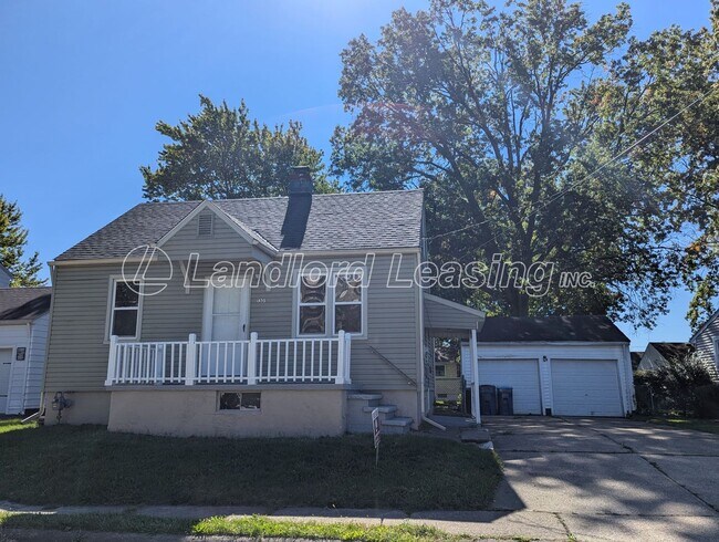 Charming Cape Cod with Modern Updates! - Charming Cape Cod with Modern Updates! House