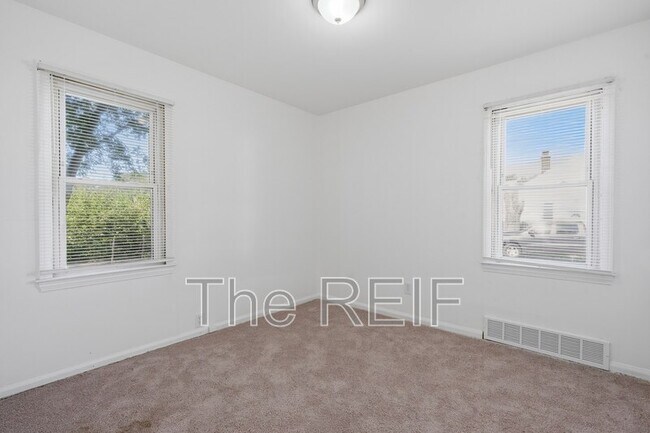 Photo - 20200 McCormick St
