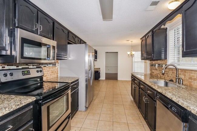 Photo - 207 E Pecan Valley St