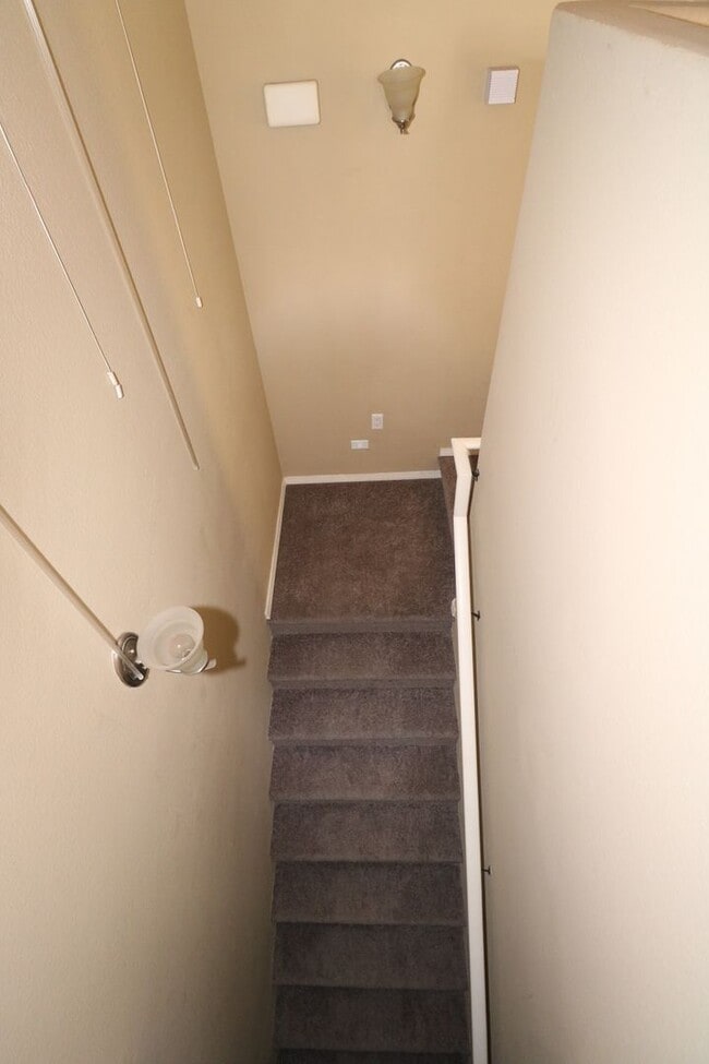 Photo - 601 Menaul Blvd NE