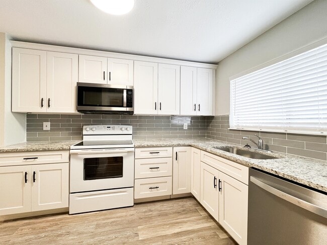 Photo - 12062 Socrates Dr Unit 12066
