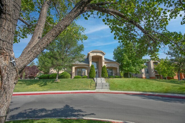Austin Crest
