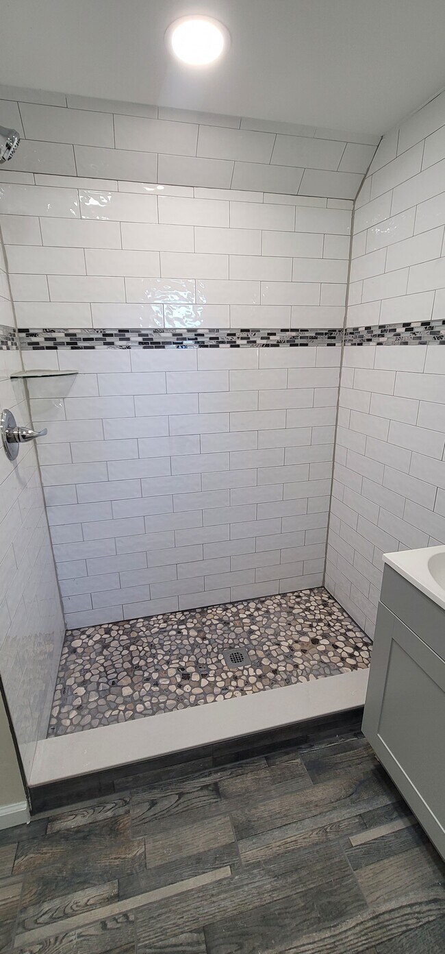 Photo - 41 Eileen Blvd