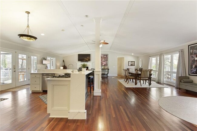 Photo - 5259 Vernon Springs Trail NW