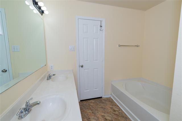 Photo - 1717 Shawnee Trail