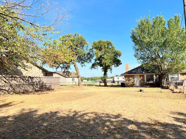 Duplex-Burleson - Duplex-Burleson Townhome