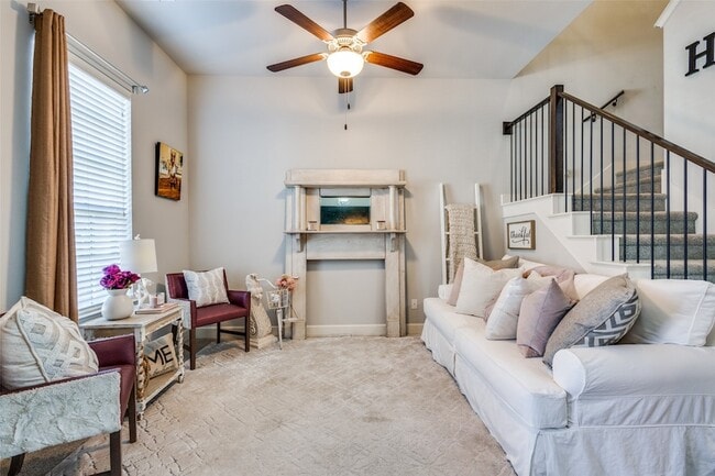 Photo - 1132 Moonstone St