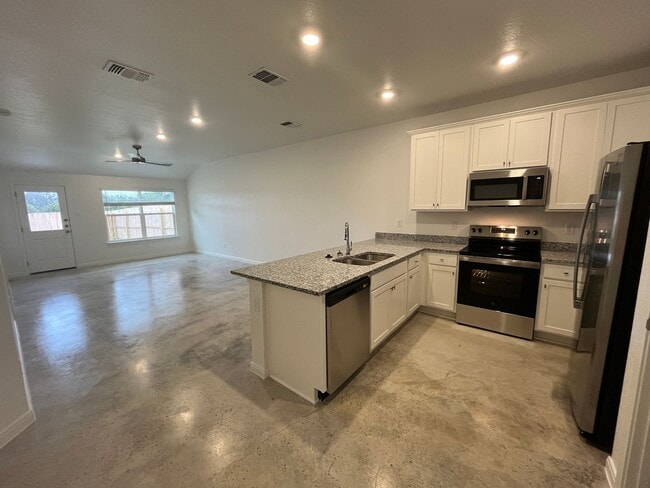 Photo - 912 Wax Myrtle Ct Unit A-STILL OCCUPIED BY RESIDENT