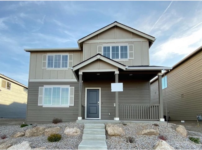 Building Photo - Like New 4 Bed Home Near Old Mill with A/C, Pool Access