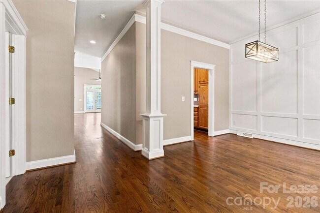 Photo - 14035 Bankside Dr