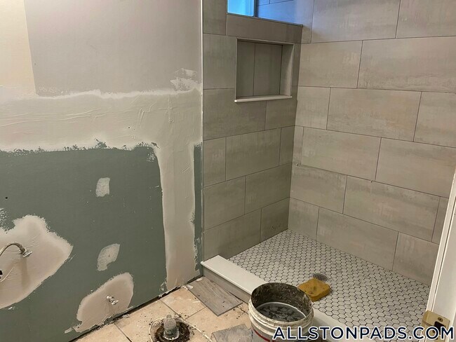 Photo - 66 Quint Ave Unidad 1