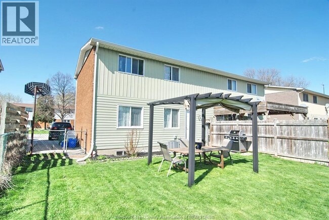 Photo - 10357 Shenandoah Cres