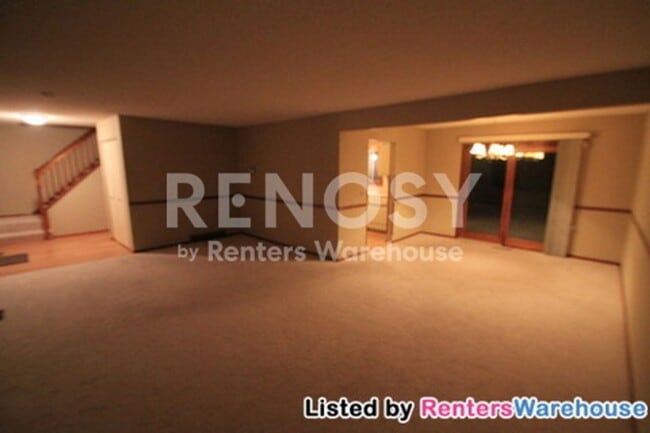 Photo - 4204 Victoria St N