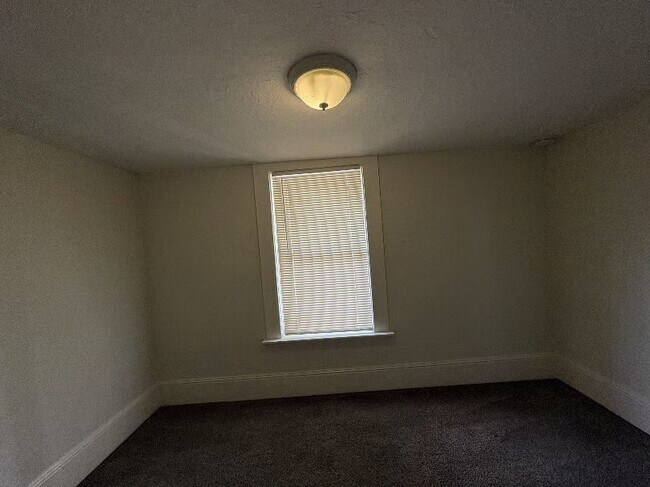 Photo - 824 Spencer Ave Unit Apt 2
