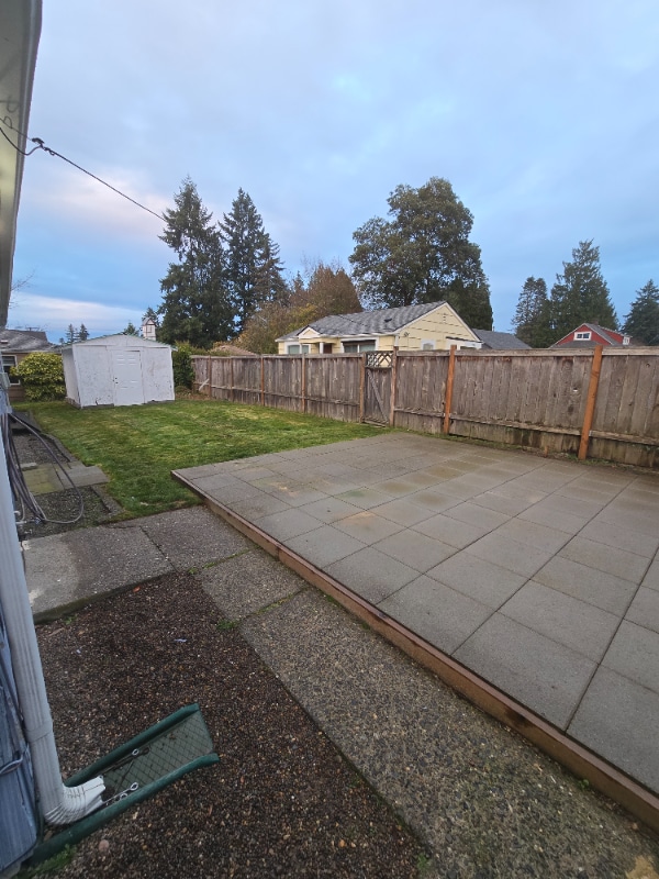 Photo - 2739 Locust Ave W