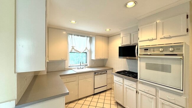 Photo - 36 Pond St Unit 2