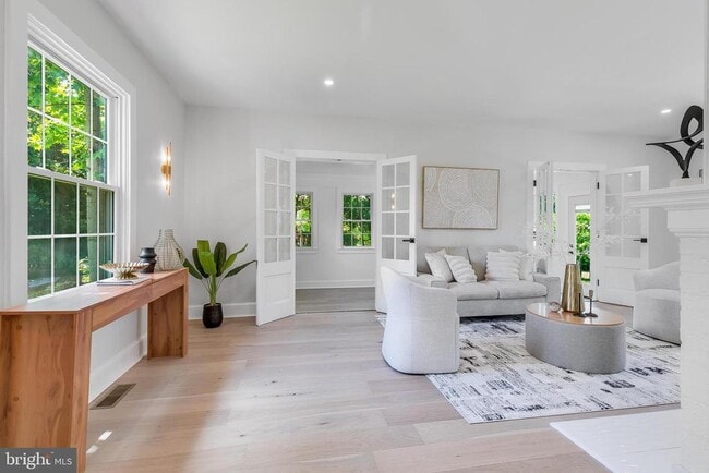 Photo - 6818 Connecticut Ave