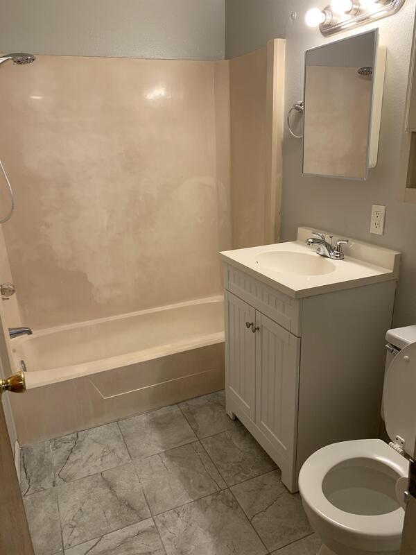 Photo - 312 W Oakland St