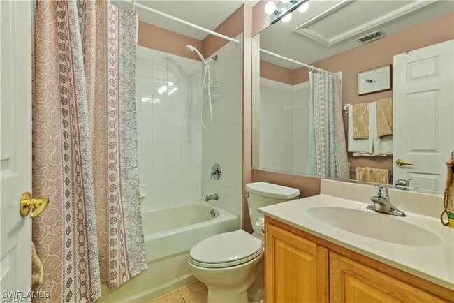 Building Photo - 10032 Oakhurst Way Rental