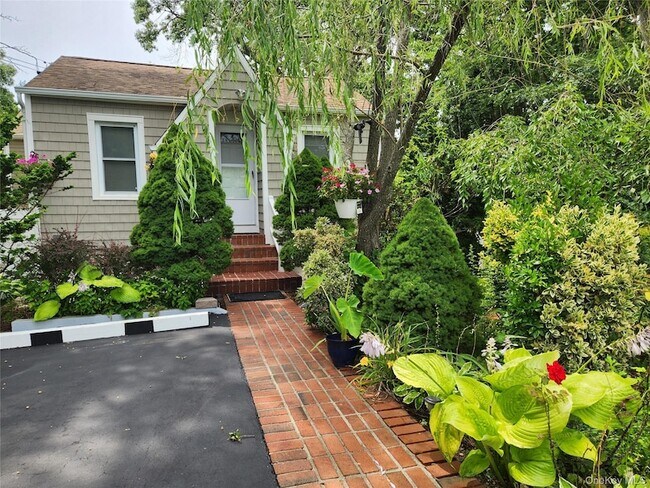 Photo - 26 Long Beach Dr