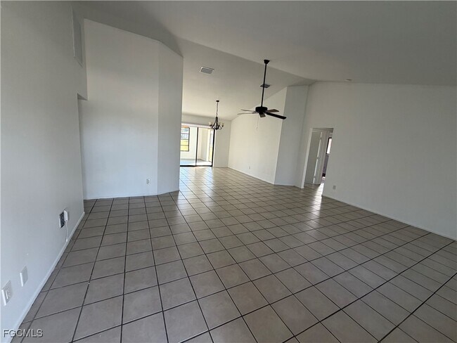 Photo - 3313 SE 4th Ave