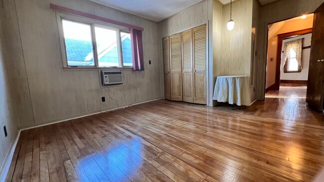 4 High St Unit 2