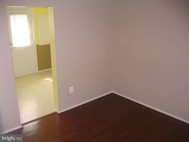 Photo - 8444 Georgian Ct