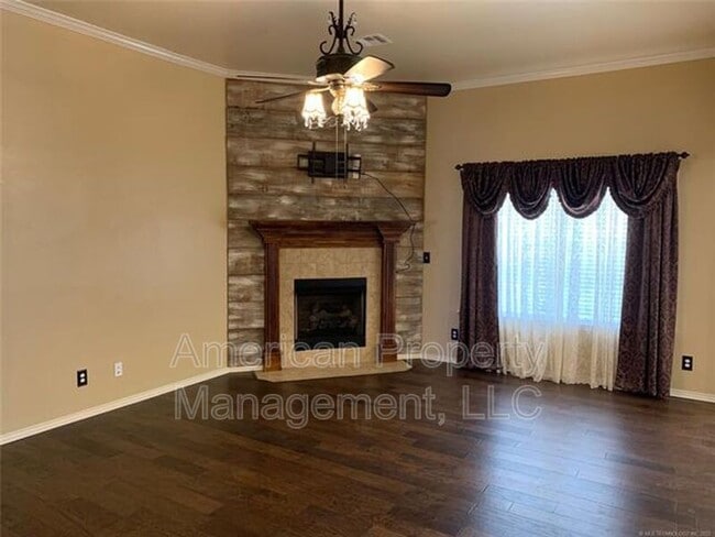 Photo - 12327 N 108th E Ave