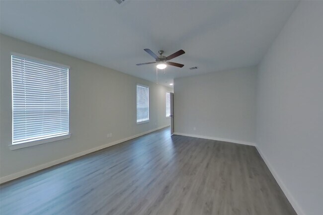 2338 Bailey Flds Ln