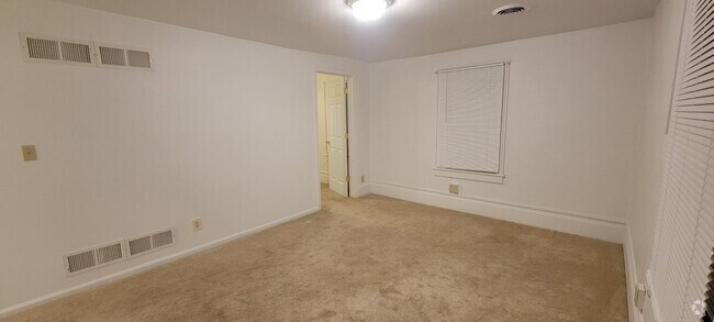 Building Photo - 2723 18th St Unit #2 Rental