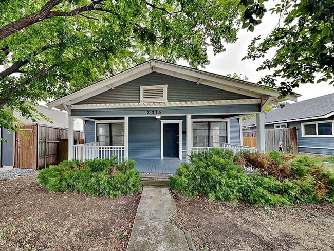 Building Photo - 2015 McMillan Ave Rental
