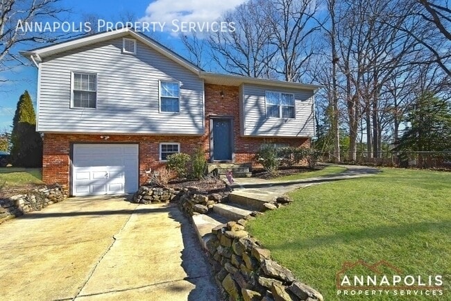 Building Photo - 403 Edgemere Dr
