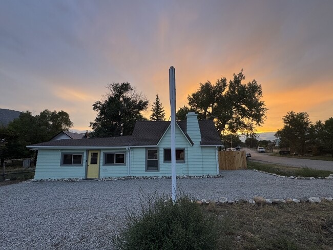 Building Photo - 6280 US Hwy 285 Rental