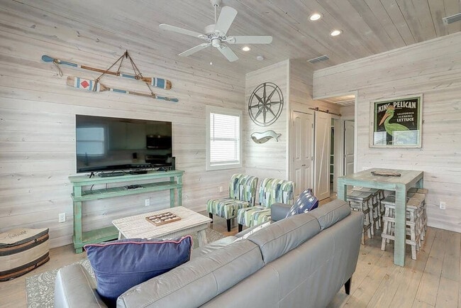 Photo - 1924 Eleventh St Unit ID1023215P