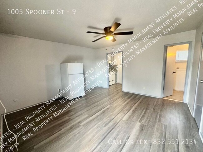 Photo - 1005 Spooner St Unit 9