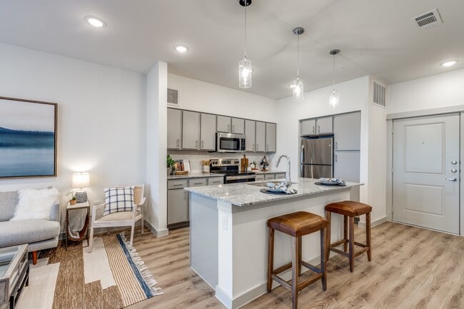 Photo - FarmHouse121