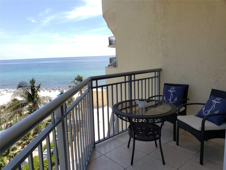 Photo - 17375 Collins Ave
