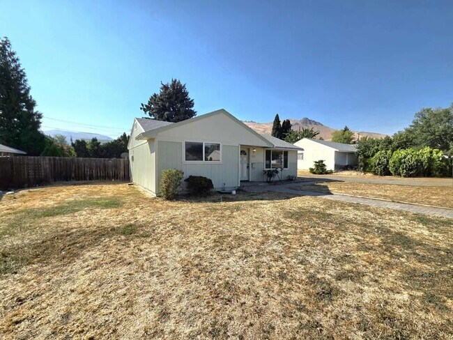 Photo - Two Bedrooms & One Bathroom Home $100.00 o...