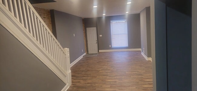 Photo - 2541 W Fayette St