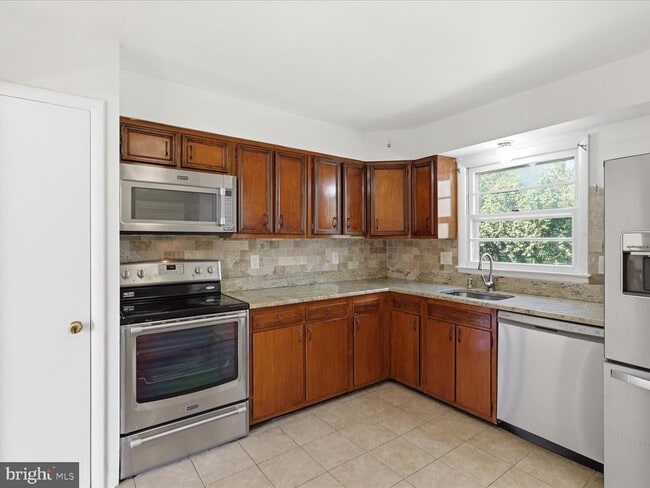 Photo - 1708 Monza Rd