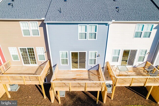 Photo - 10299 Woodman Rd