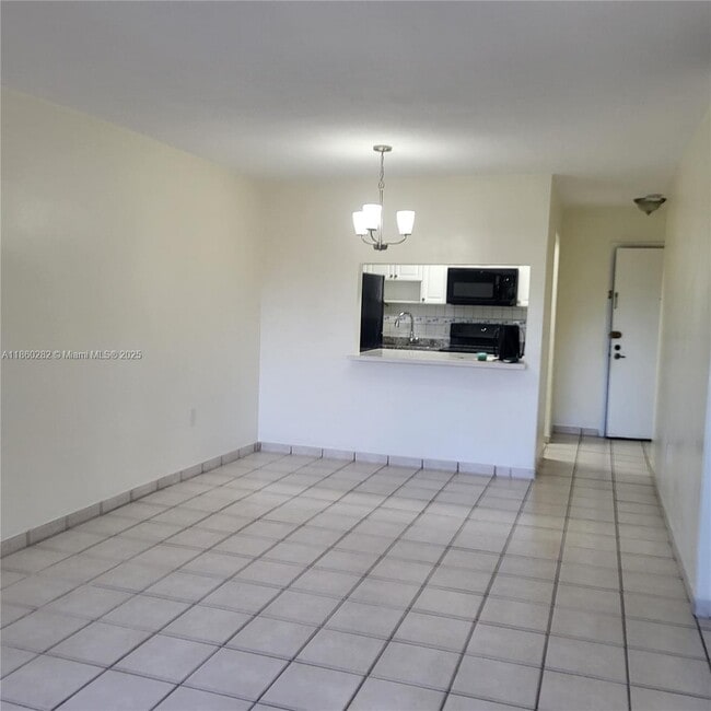 Photo - 677 SW 9th Ave Unit 212