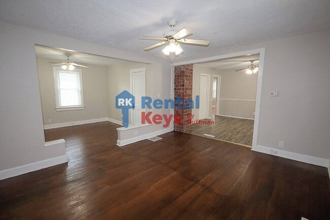Photo - 112 N Woods Ave