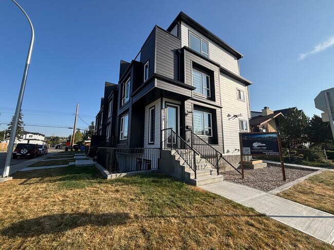 4705 81 St NW