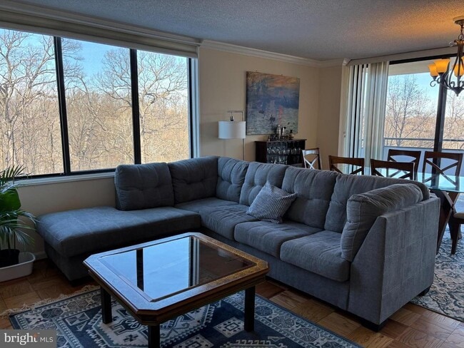 Photo - 5225 Pooks Hill Rd Unit 528N