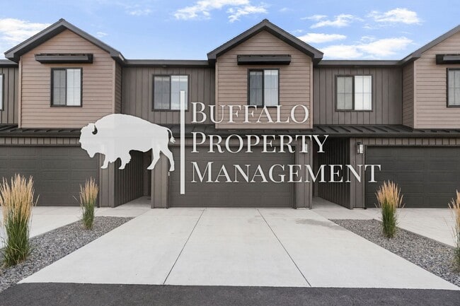 Building Photo - 525 N 4th St