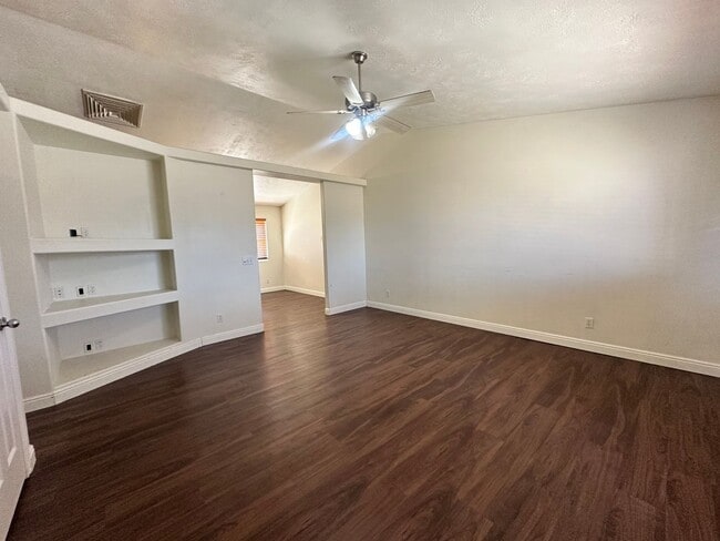 Photo - Move-In Bonus!!! 3 bedroom - 2 bath - located in Enoch