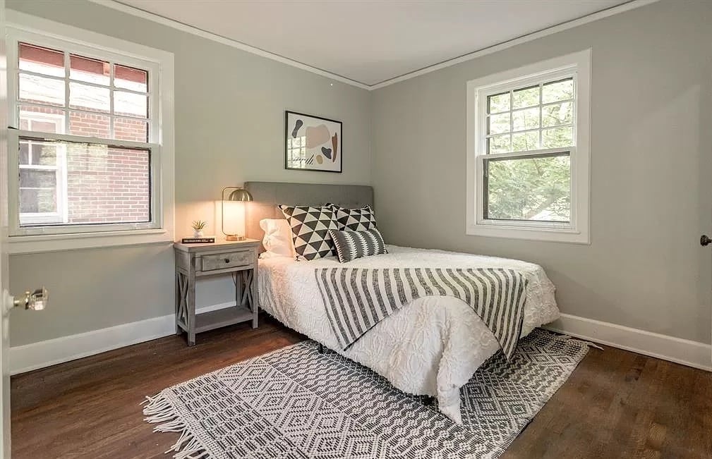 Photo - 779 Montgomery St