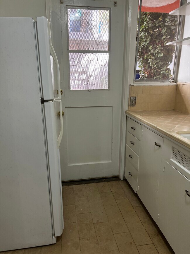 Photo - 229 San Vicente Blvd Unit N