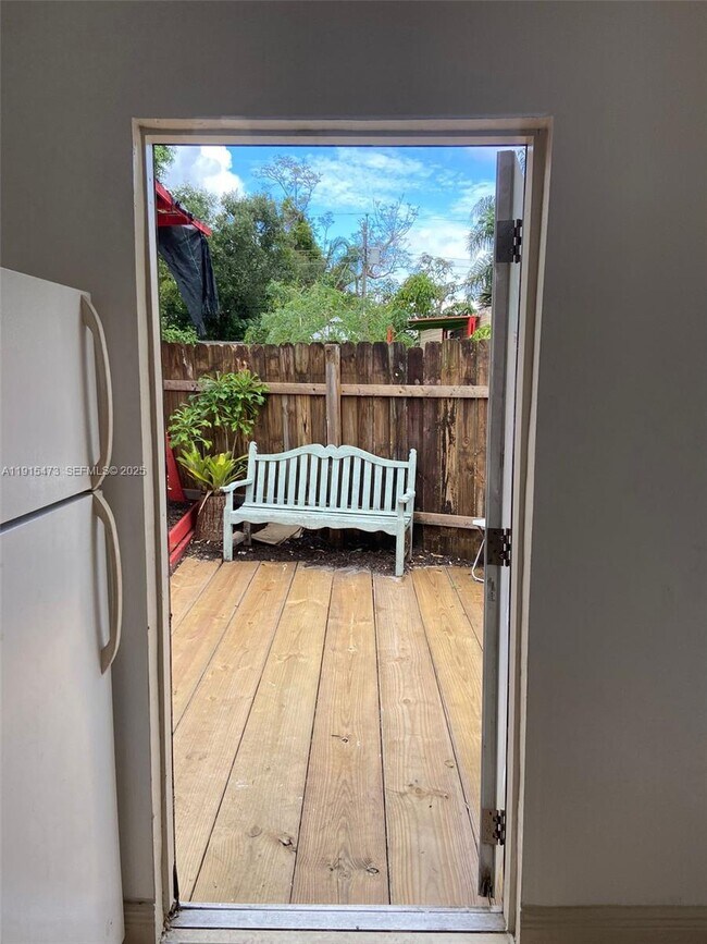 Photo - 436 E Evanston Cir Unit 2